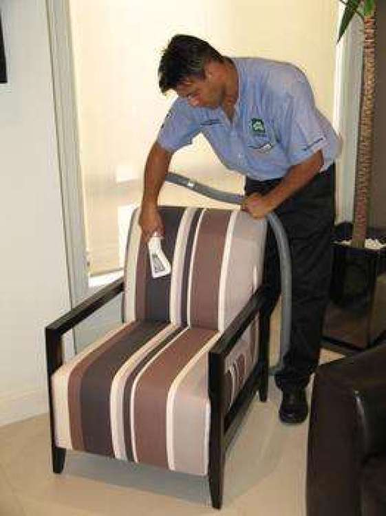 鹽田酒店沙發(fā)清洗服務(wù) 提升衛(wèi)生標(biāo)準(zhǔn)與賓客體驗